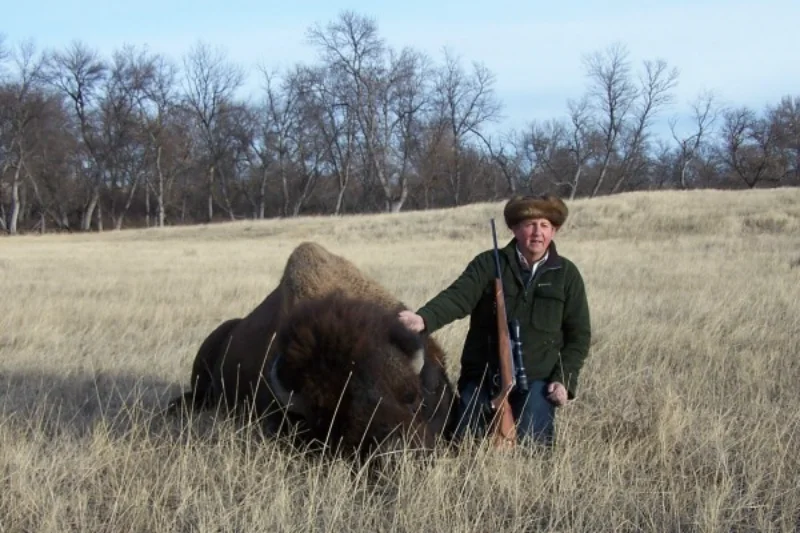 Buffalo Kill and hunter